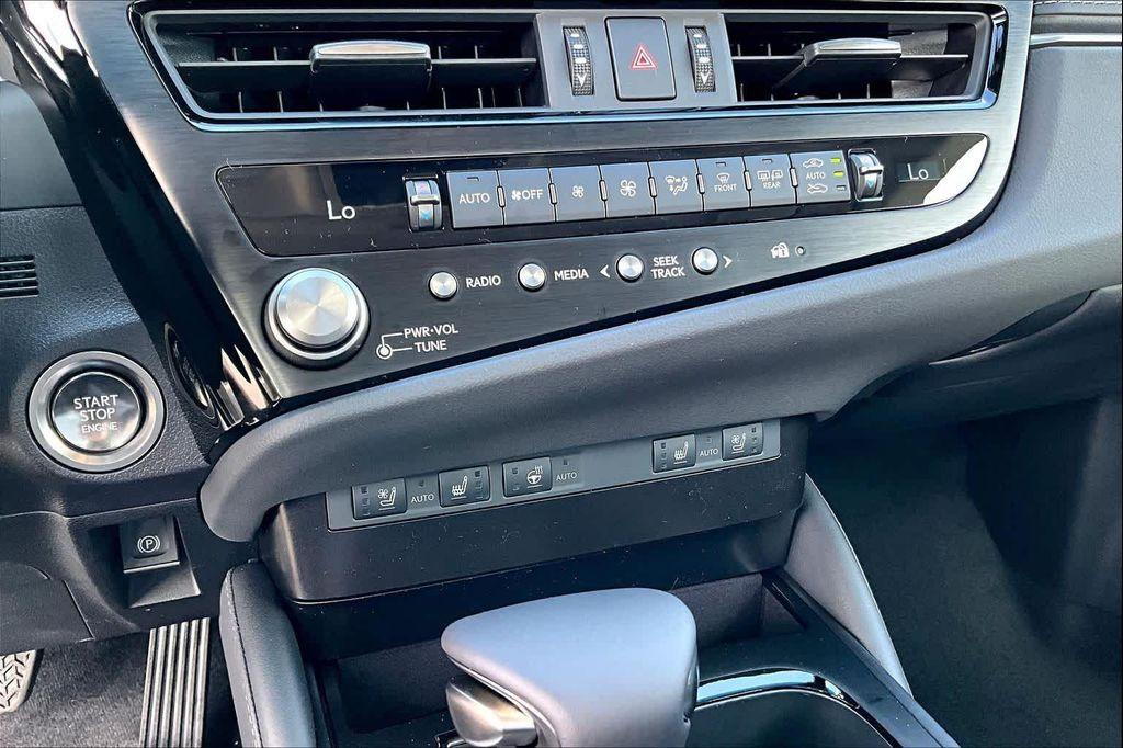 new 2025 Lexus ES 350 car, priced at $49,149