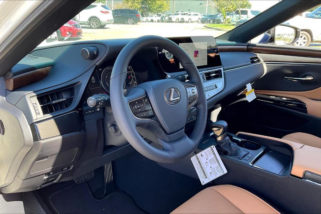 used 2025 Lexus ES 300h car, priced at $48,995