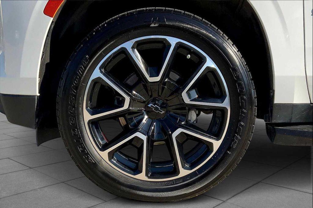 used 2023 Chevrolet Suburban car, priced at $44,995