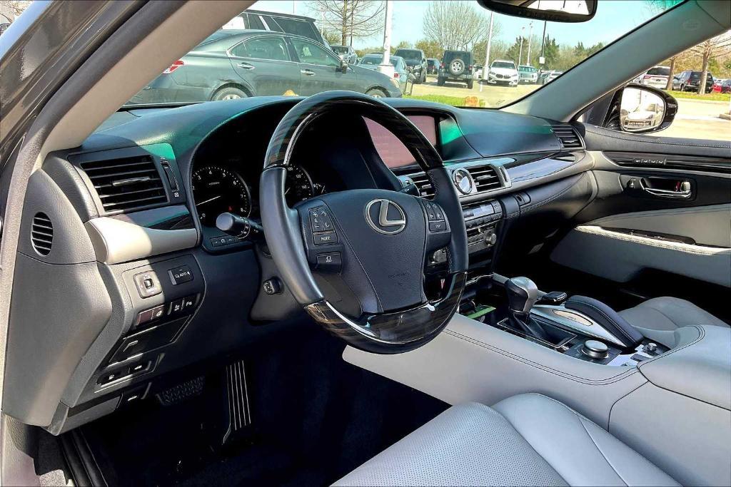 used 2016 Lexus LS 460 car, priced at $31,995