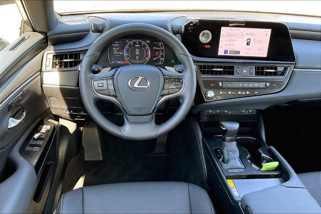 used 2024 Lexus ES 250 car, priced at $41,995