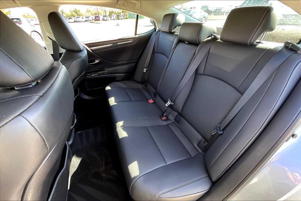 used 2024 Lexus ES 250 car, priced at $41,995