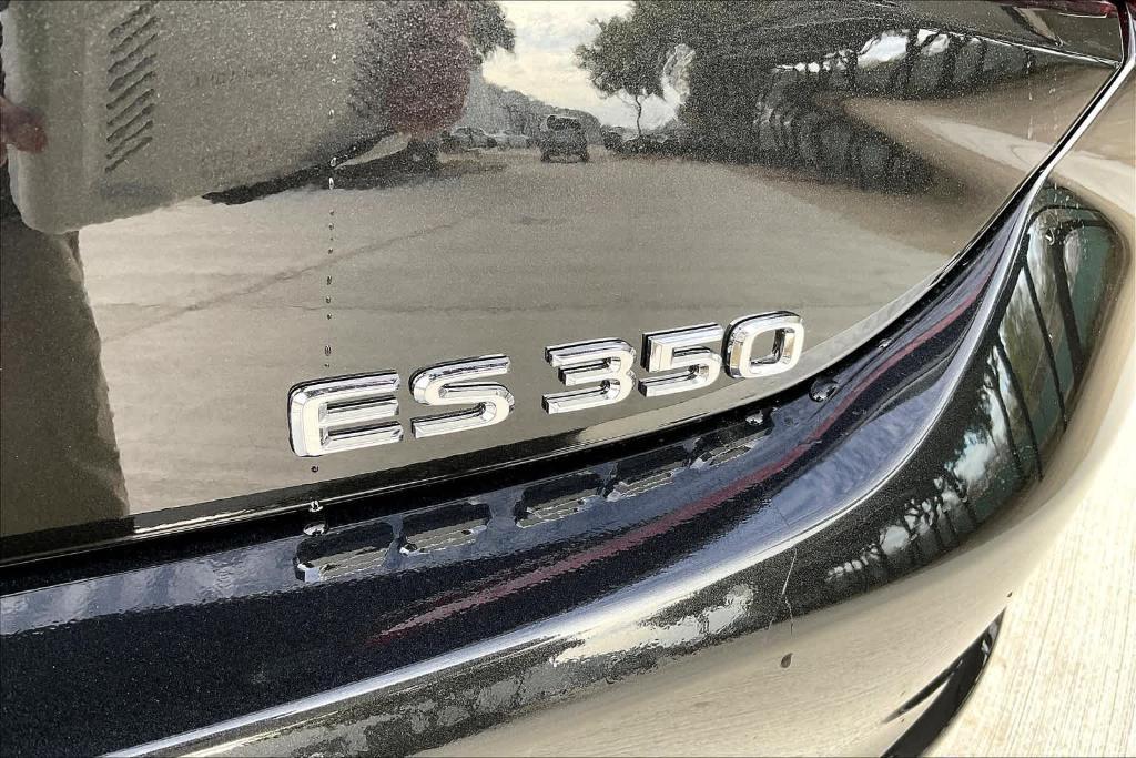 new 2024 Lexus ES 350 car, priced at $52,050