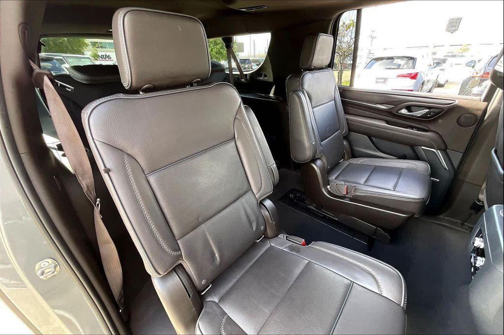 used 2021 GMC Yukon XL car, priced at $47,495