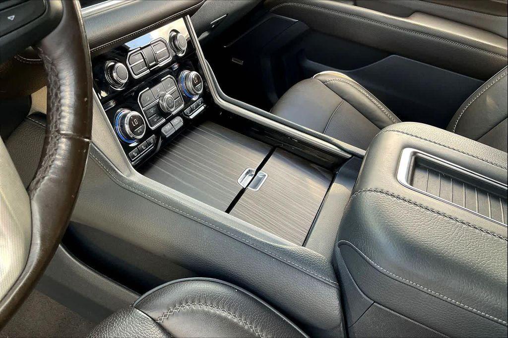 used 2021 GMC Yukon XL car, priced at $47,495