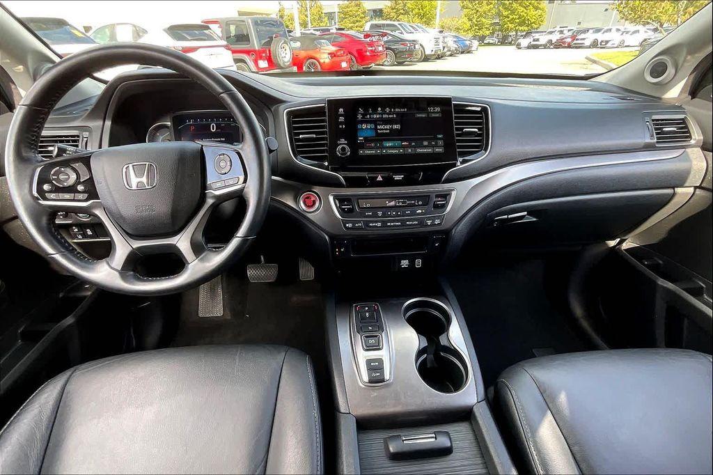 used 2021 Honda Pilot car, priced at $27,995