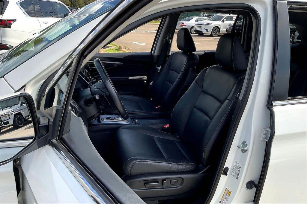 used 2021 Honda Pilot car, priced at $27,995