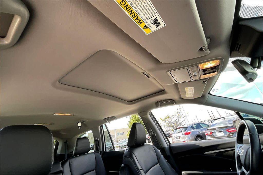 used 2021 Honda Pilot car, priced at $27,995