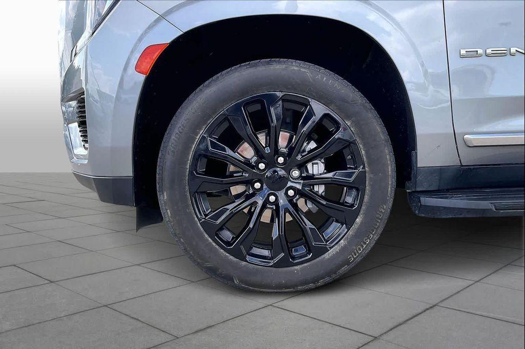 used 2024 GMC Yukon car, priced at $64,995