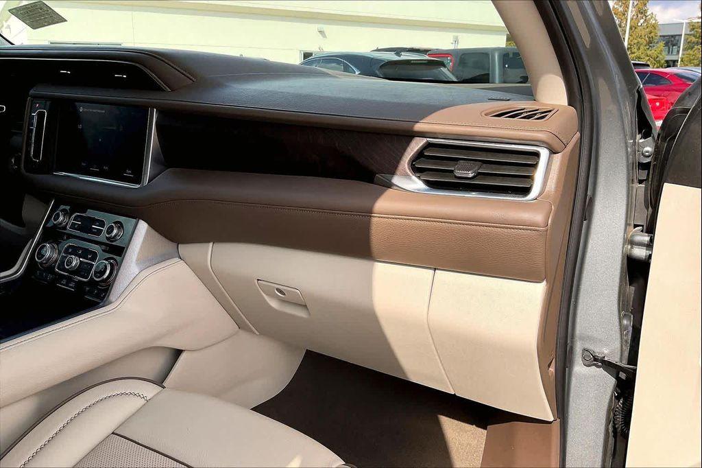 used 2024 GMC Yukon car, priced at $64,995