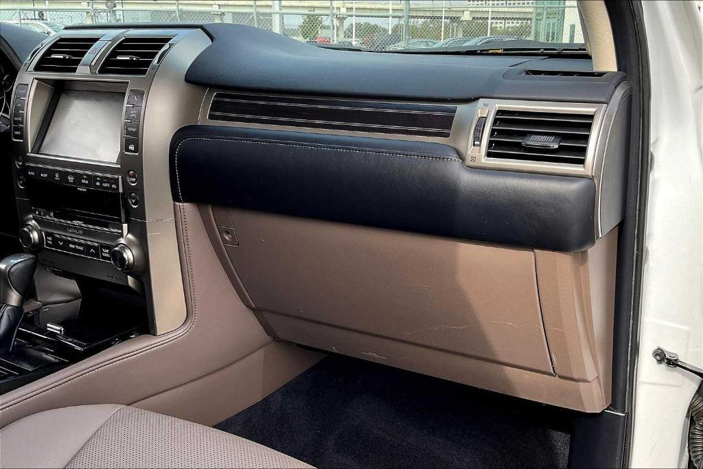 used 2020 Lexus GX 460 car, priced at $38,995