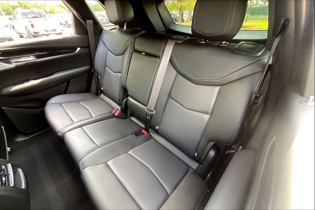 used 2021 Cadillac XT5 car, priced at $23,995