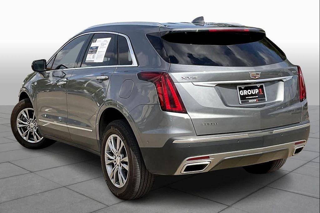 used 2021 Cadillac XT5 car, priced at $23,995