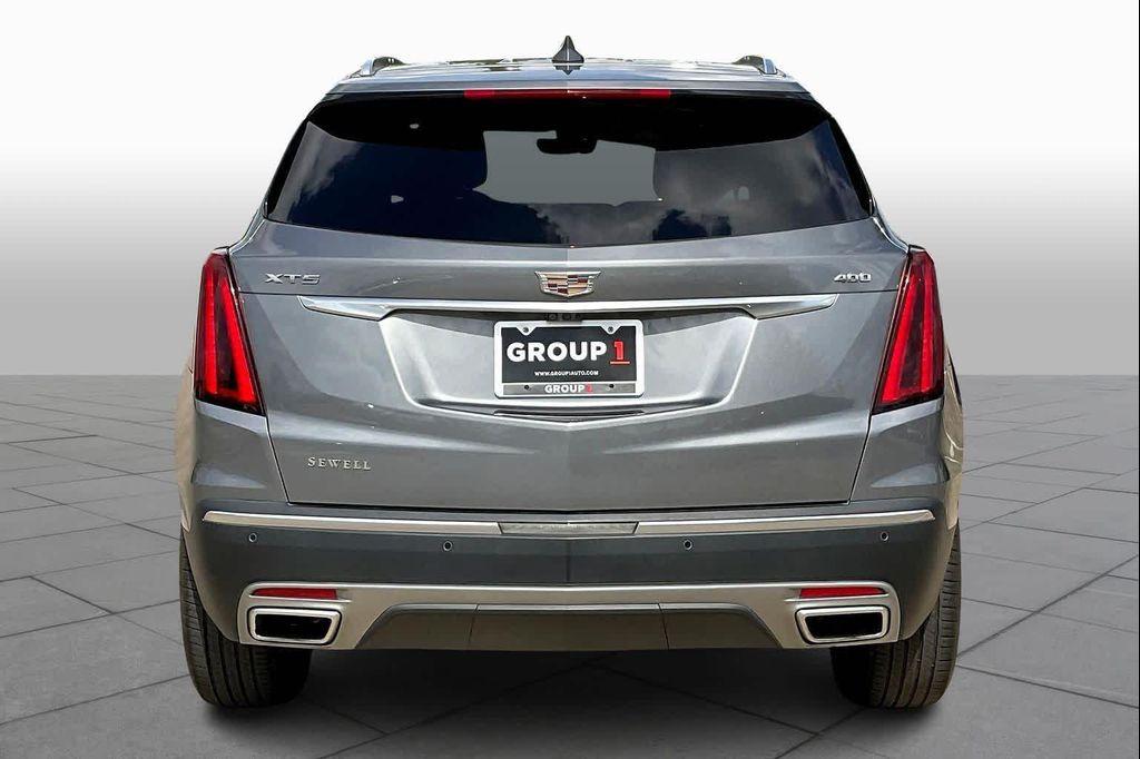used 2021 Cadillac XT5 car, priced at $23,995