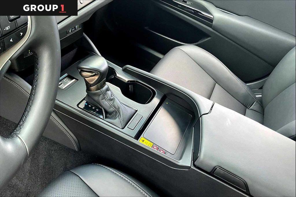 used 2025 Lexus ES 350 car, priced at $44,495