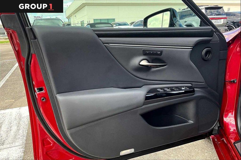 used 2025 Lexus ES 350 car, priced at $44,495