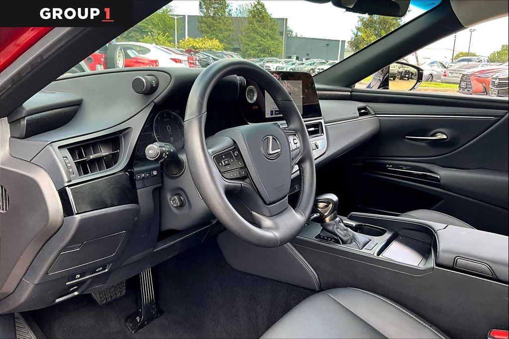 used 2025 Lexus ES 350 car, priced at $44,495