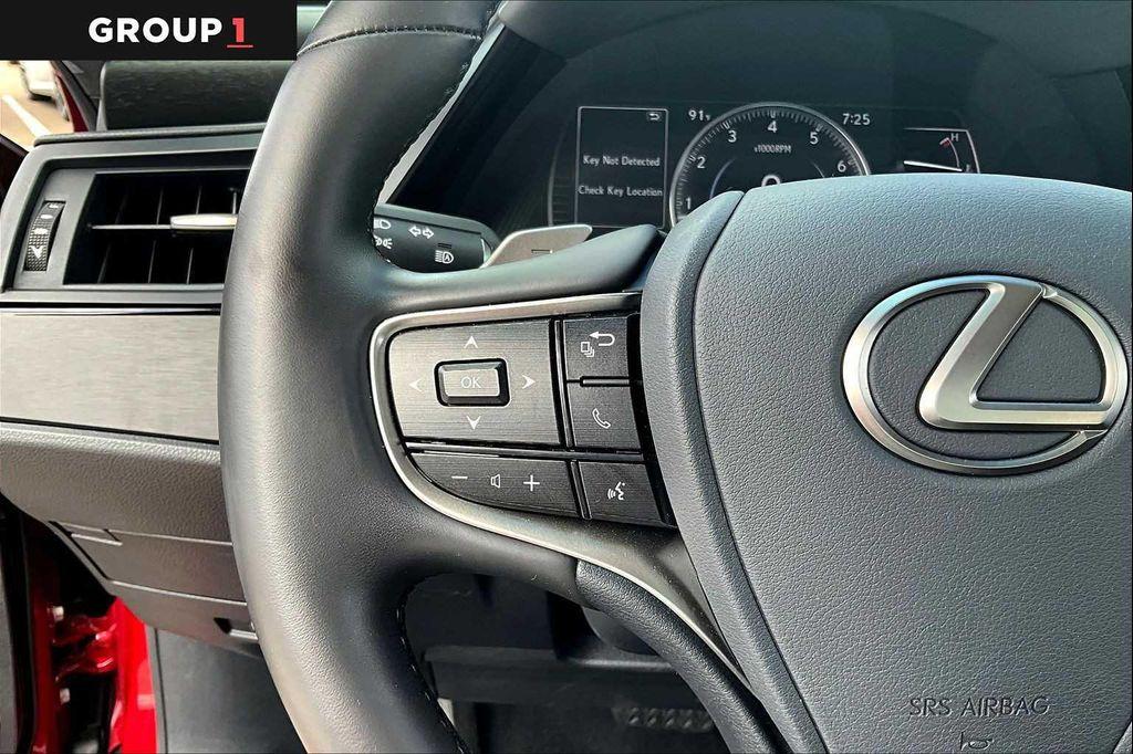 used 2025 Lexus ES 350 car, priced at $44,495