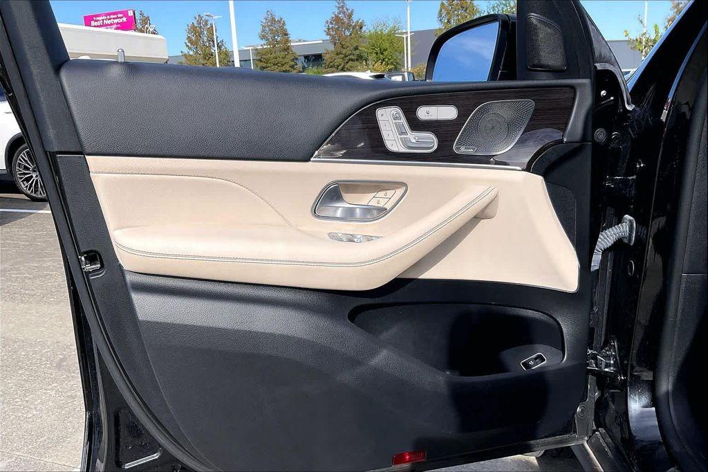 used 2022 Mercedes-Benz GLE 350 car, priced at $36,995