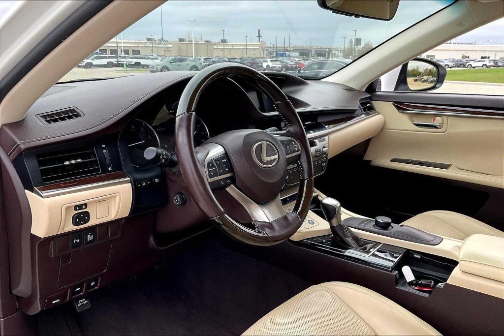 used 2016 Lexus ES 350 car, priced at $21,995