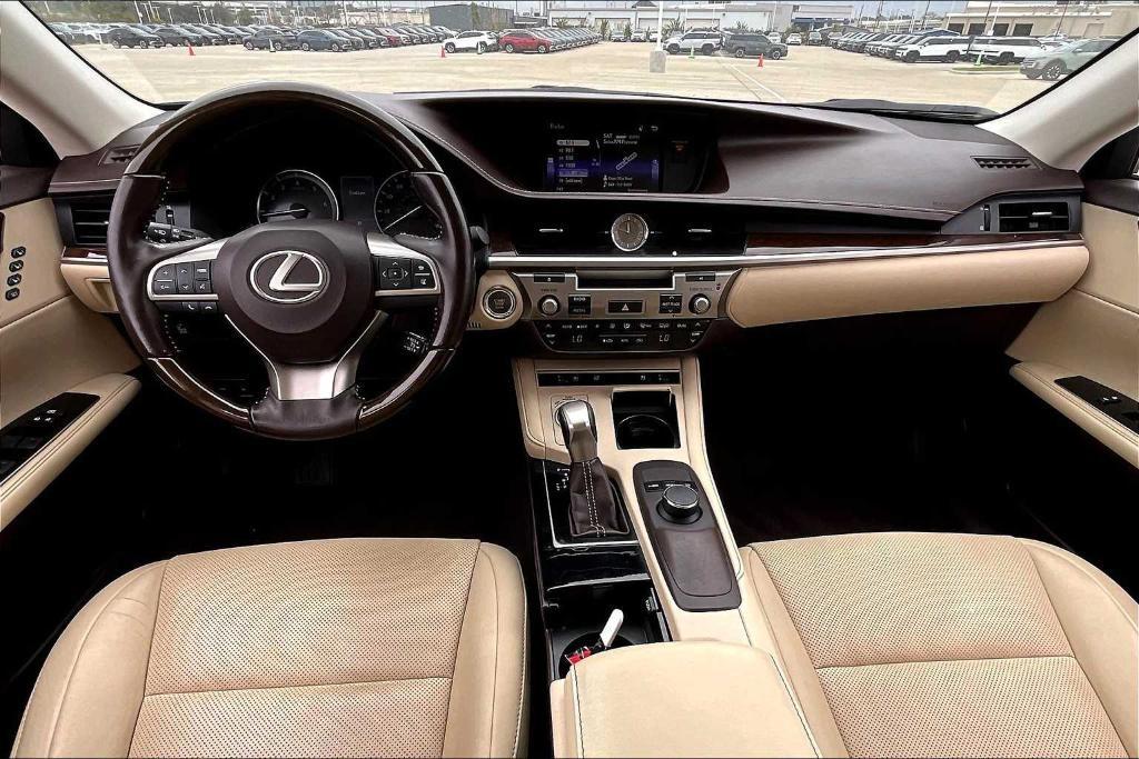 used 2016 Lexus ES 350 car, priced at $21,995