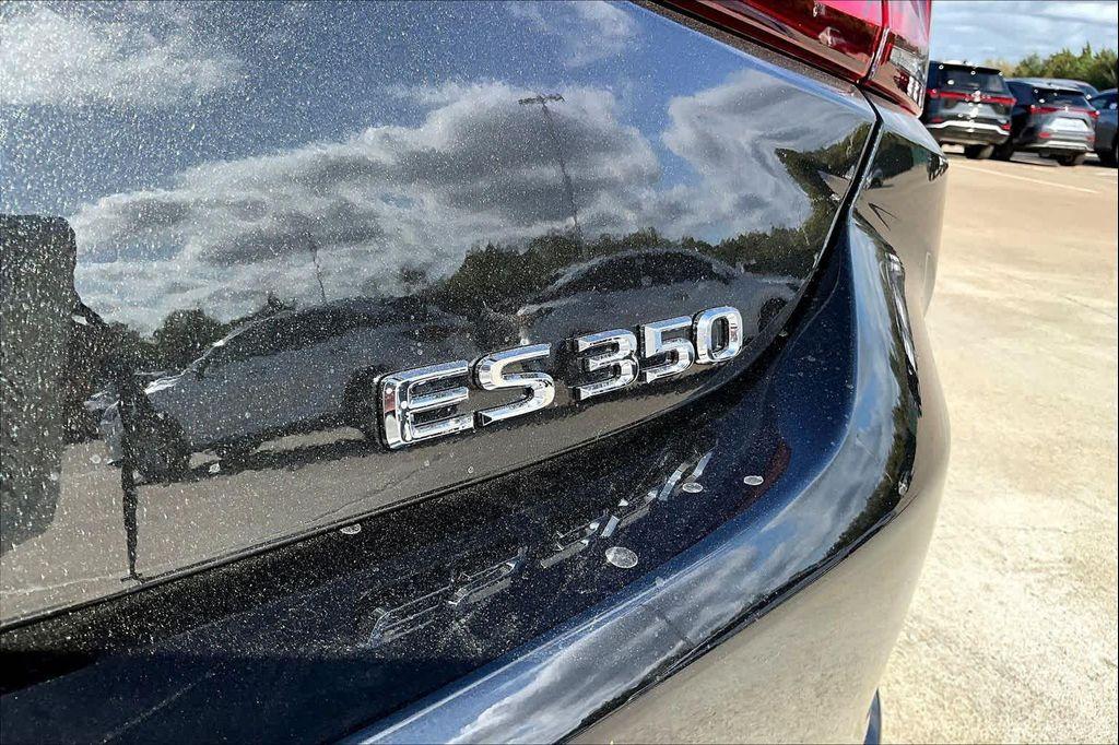 new 2025 Lexus ES 350 car, priced at $49,149