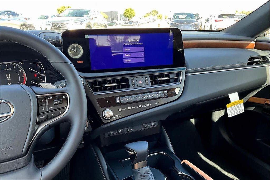 new 2025 Lexus ES 350 car, priced at $49,149