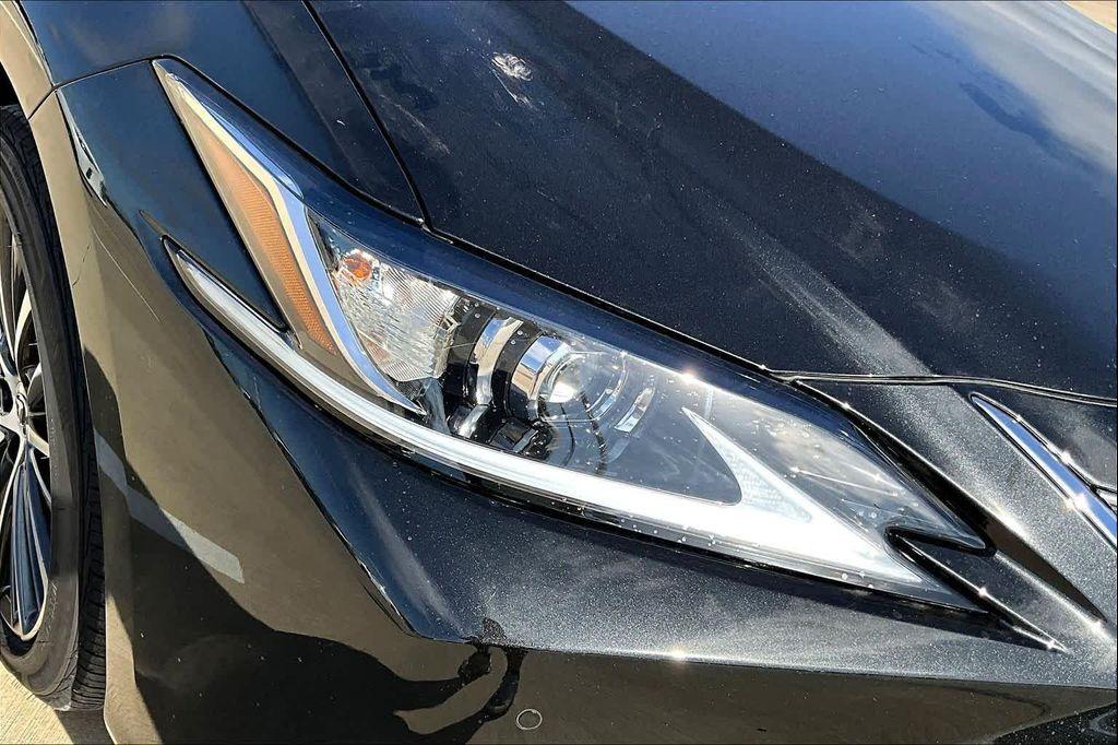 new 2025 Lexus ES 350 car, priced at $49,149