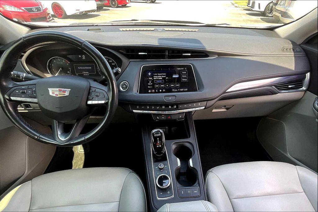 used 2023 Cadillac XT4 car, priced at $25,995