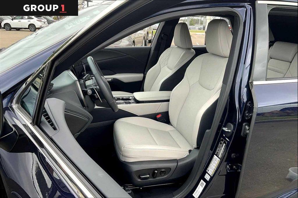 used 2025 Lexus RX 350 car, priced at $54,495
