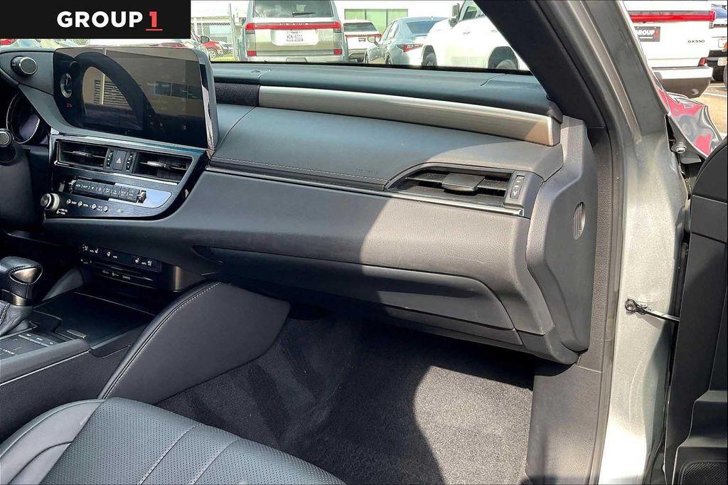 used 2022 Lexus ES 350 car, priced at $38,995