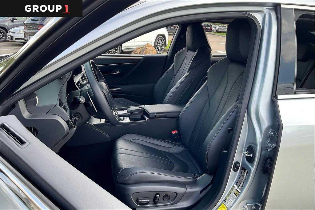 used 2022 Lexus ES 350 car, priced at $38,995