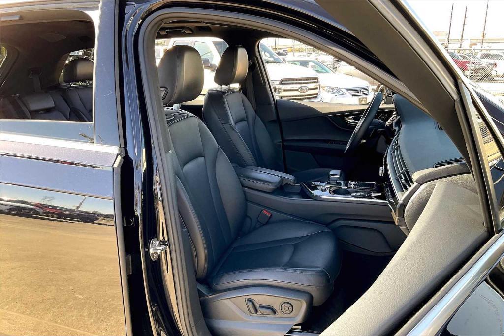 used 2019 Audi Q7 car, priced at $23,995