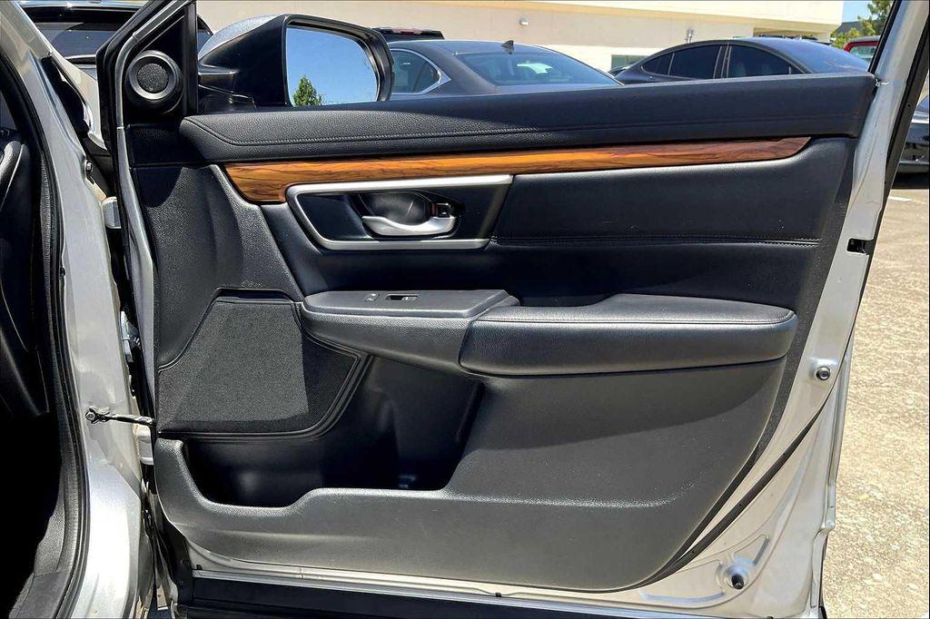 used 2020 Honda CR-V car, priced at $19,495