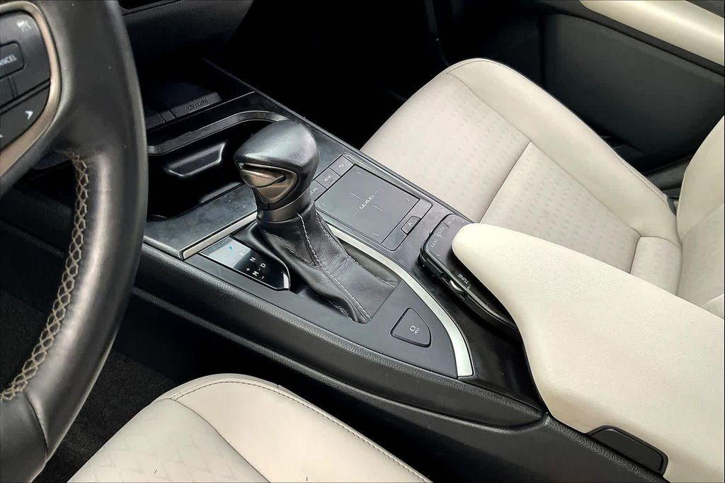 used 2019 Lexus UX 200 car, priced at $19,495