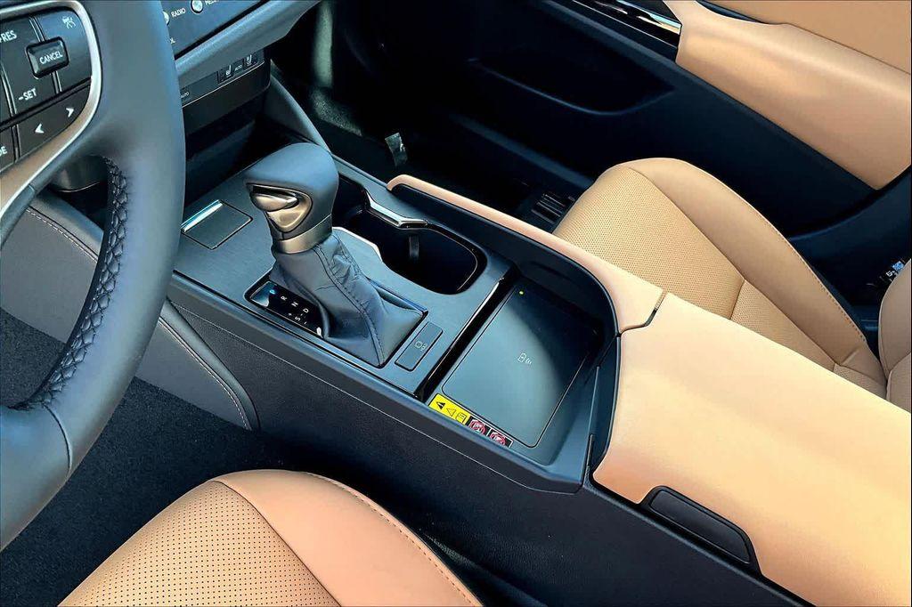 new 2025 Lexus ES 350 car, priced at $49,149