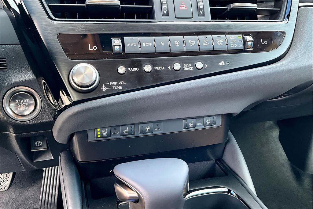 new 2025 Lexus ES 350 car, priced at $49,149