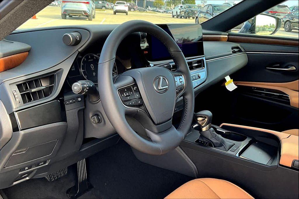 new 2025 Lexus ES 350 car, priced at $49,149