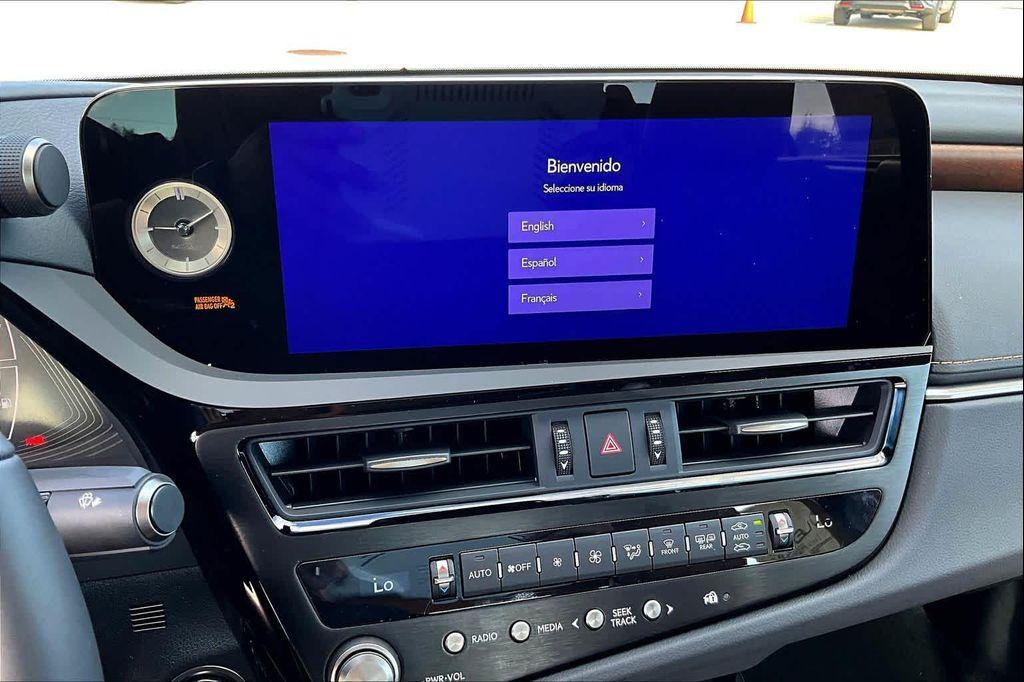 new 2025 Lexus ES 350 car, priced at $49,149