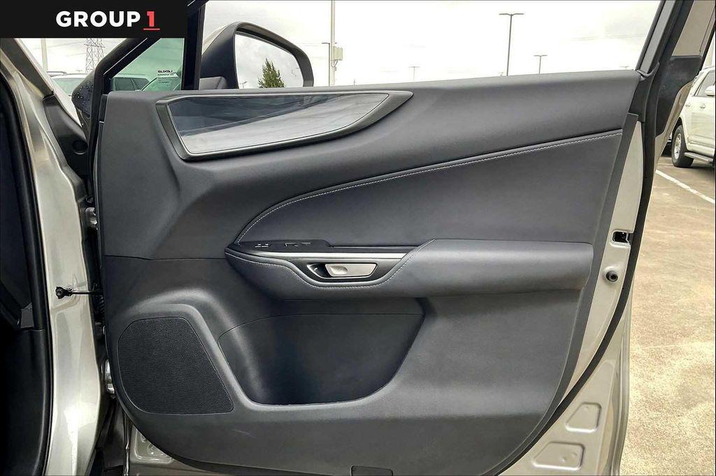 used 2025 Lexus NX 250 car, priced at $41,995