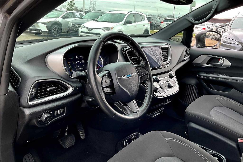 used 2020 Chrysler Pacifica Hybrid car, priced at $21,995