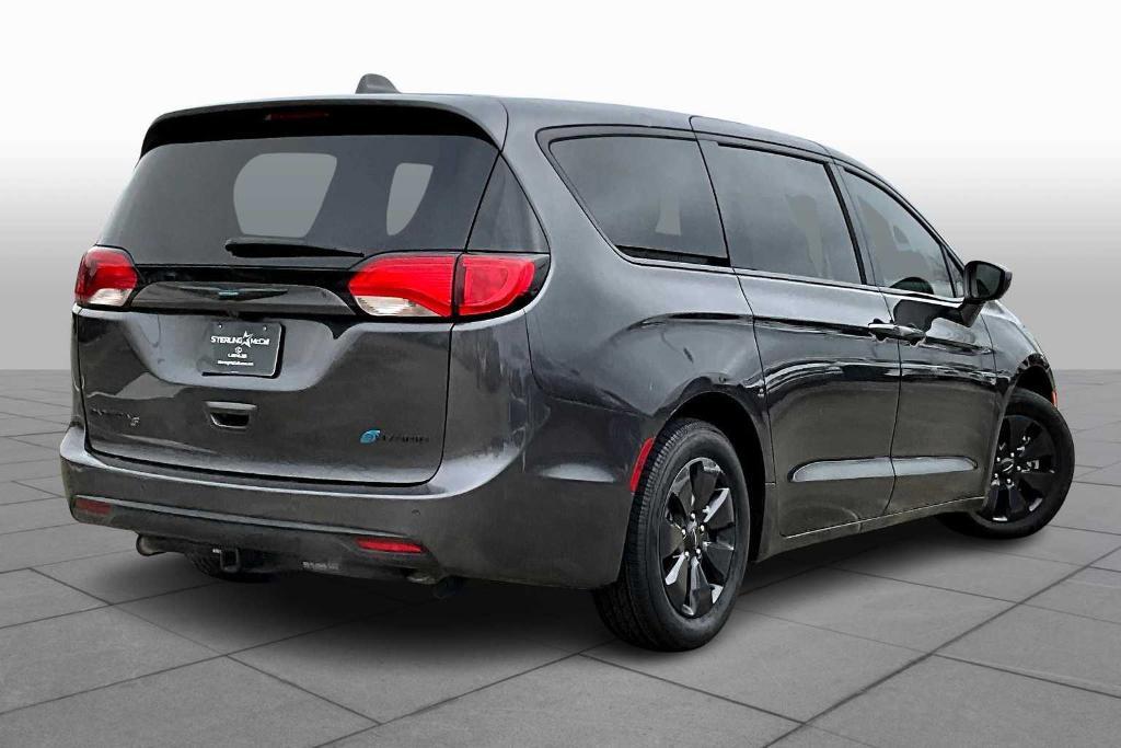 used 2020 Chrysler Pacifica Hybrid car, priced at $21,995