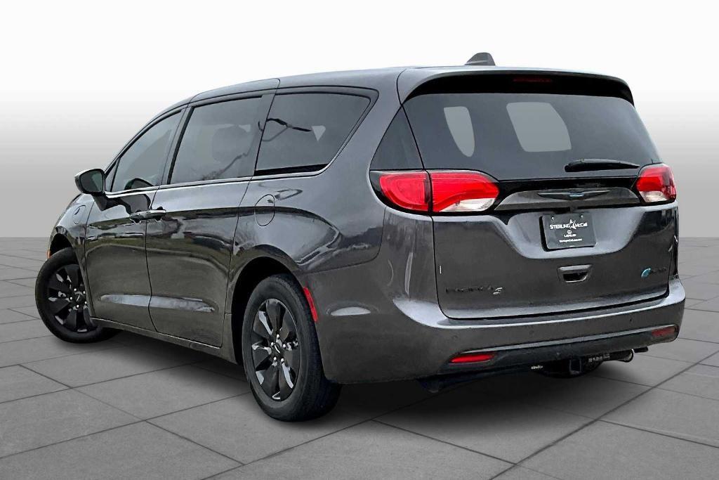 used 2020 Chrysler Pacifica Hybrid car, priced at $21,995