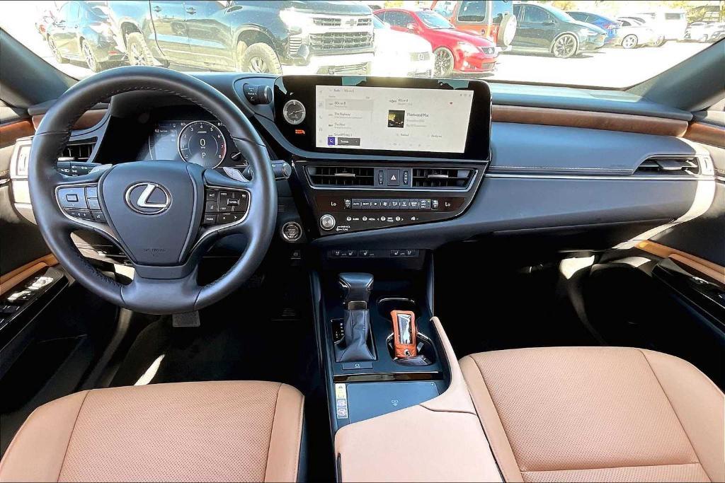 used 2024 Lexus ES 350 car, priced at $43,495