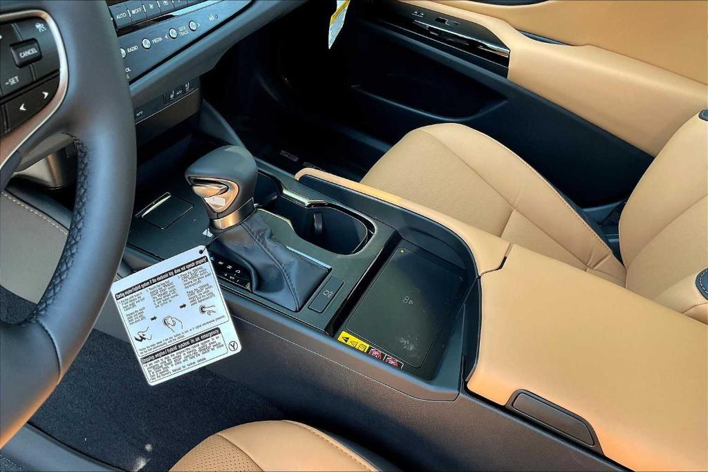 new 2025 Lexus ES 350 car, priced at $48,859