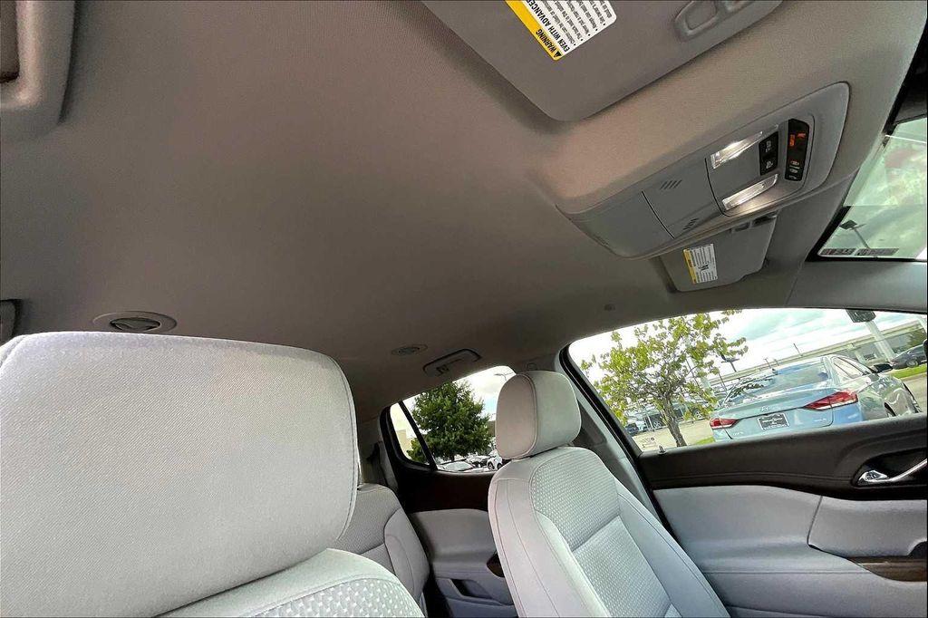 used 2022 GMC Acadia car, priced at $22,960