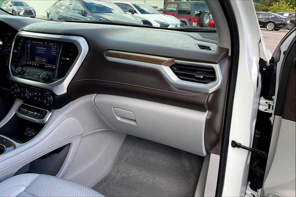 used 2022 GMC Acadia car, priced at $22,960