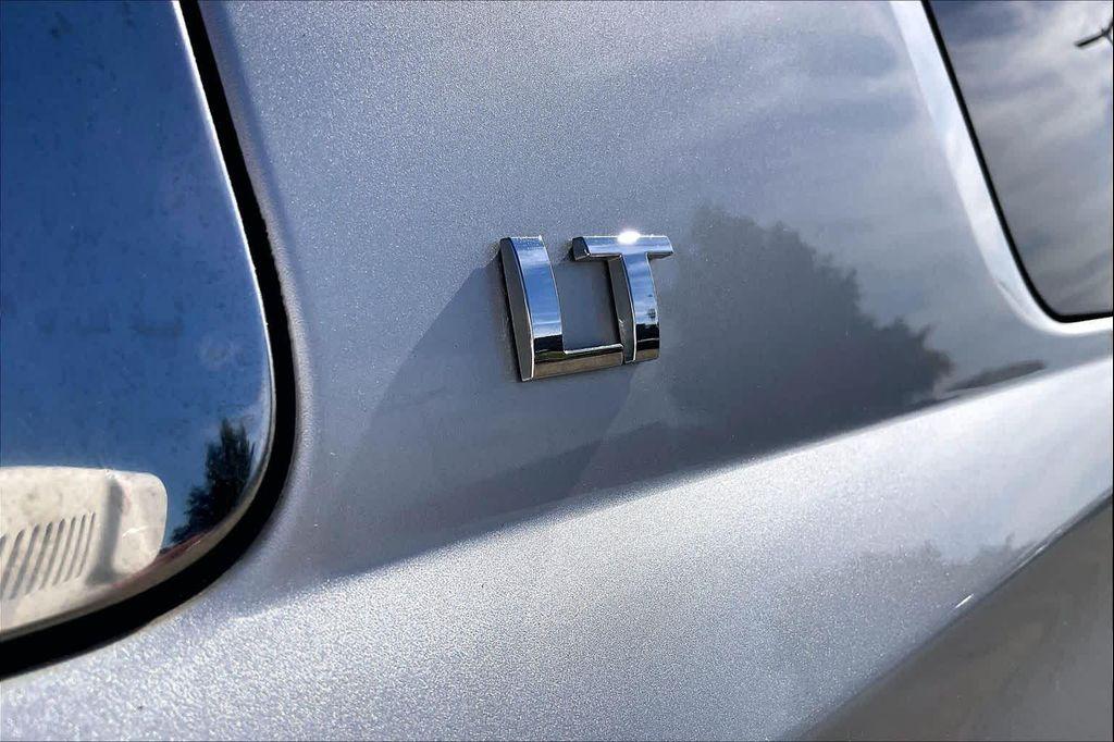 used 2019 Chevrolet Suburban car, priced at $22,995