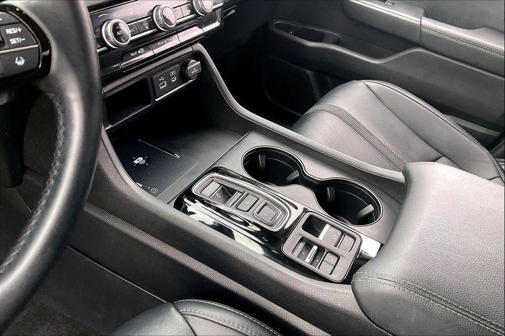 used 2023 Honda Pilot car, priced at $33,995