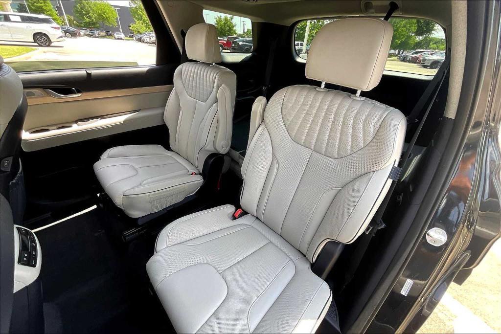 used 2024 Hyundai Palisade car, priced at $36,895